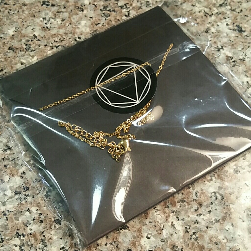 Interlocking Triangle Freedom Necklace - image 8